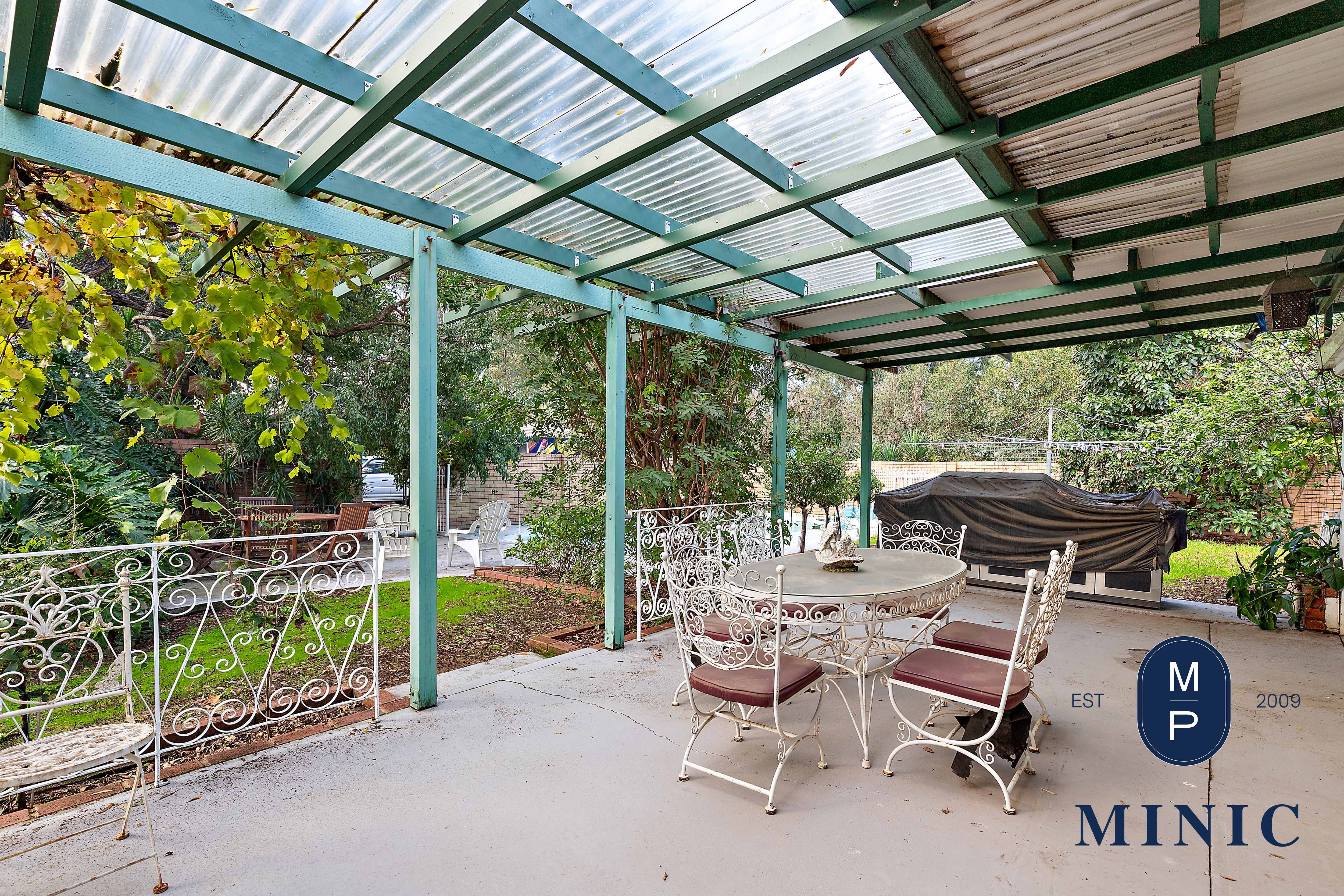 28 Binshaw Avenue, Byford