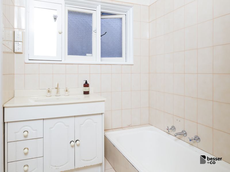 24 Bokhara Road, Caulfield South - Thumbnail 8