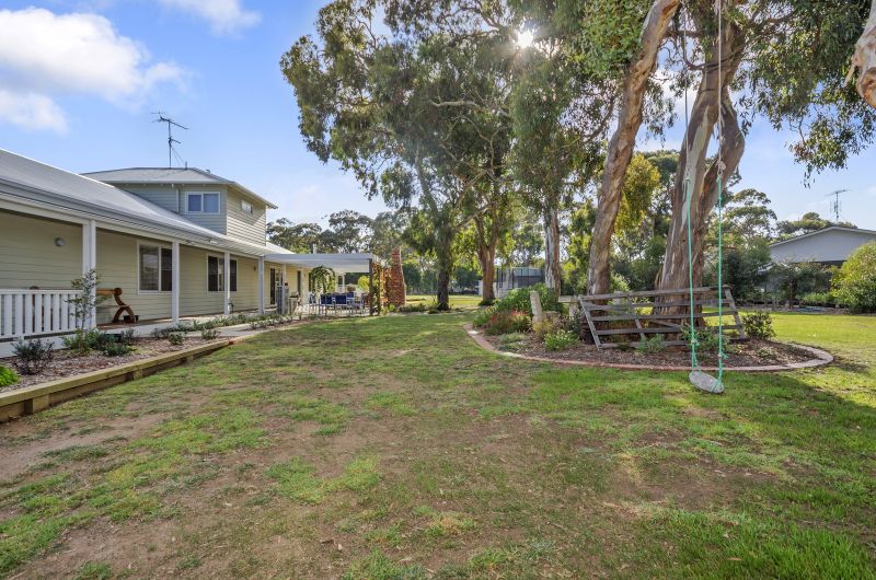 22-24 Goandra Drive, Ocean Grove - Thumbnail 7