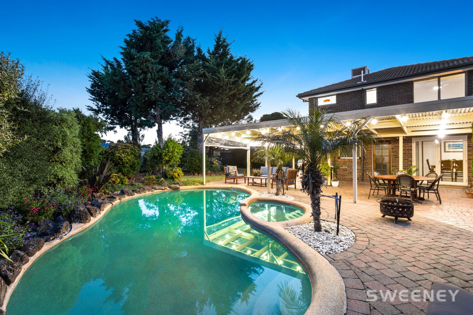 8 Investigator Grove, Altona Meadows - Thumbnail 8