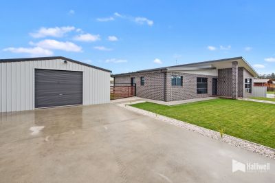 3
 
 
 
  
 
 
 2
 
 
 
  
 
 
 2
 
 
 
 
 
 
 
 11 Fleetwood Drive, Spreyton TAS 7310, Spreyton - Image 1