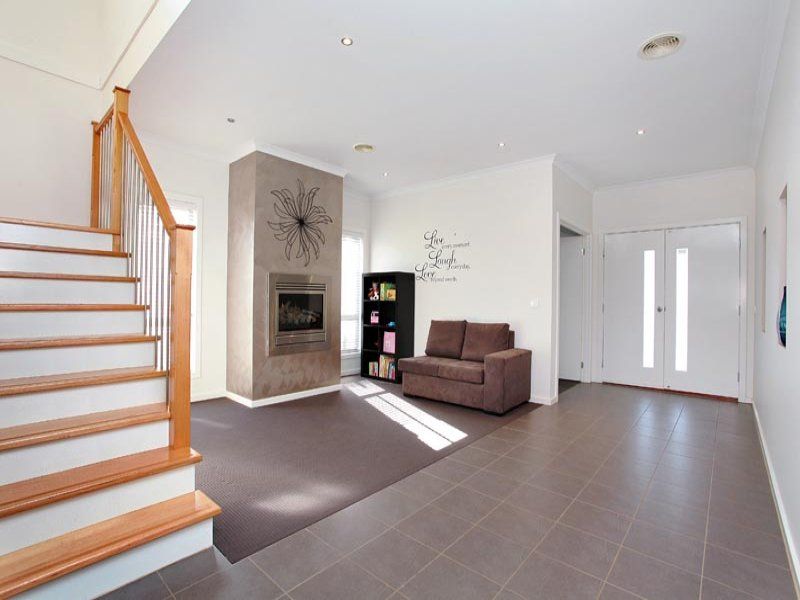 21 Asthima Way, Caroline Springs - Thumbnail 4