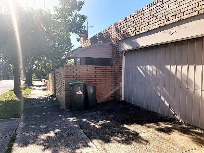 186 Jasper Road, Bentleigh