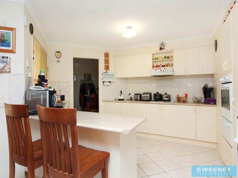 12 Forsyth Close, Burnside - Thumbnail 5