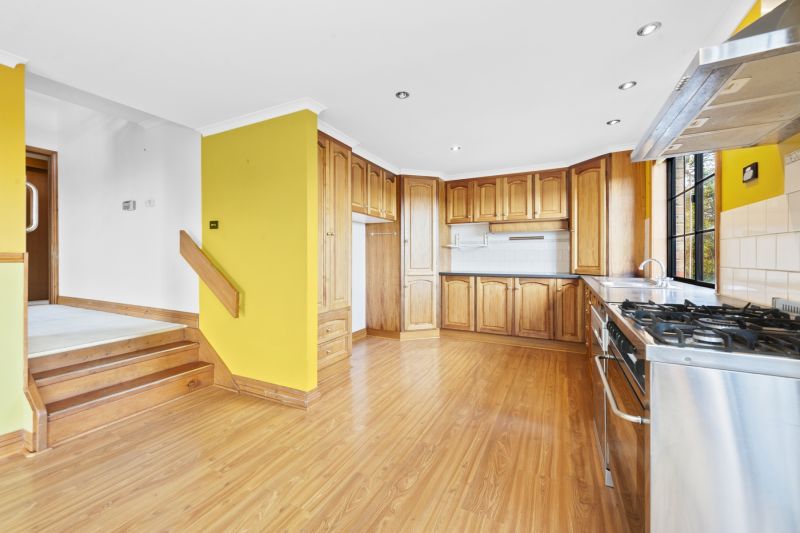 10 Talgarno Court, Mount Pleasant, Mount Pleasant, Mount Pleasant - Thumbnail 6