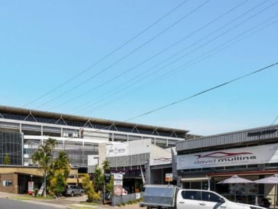 MILTON WAREHOUSE PRICED TO LEASE