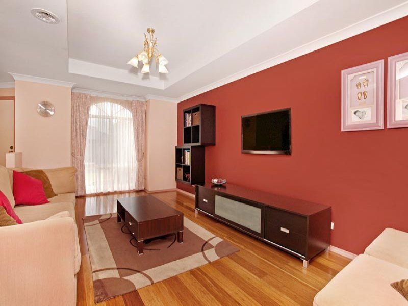 23 Waranga Way, Taylors Hill - Thumbnail 3