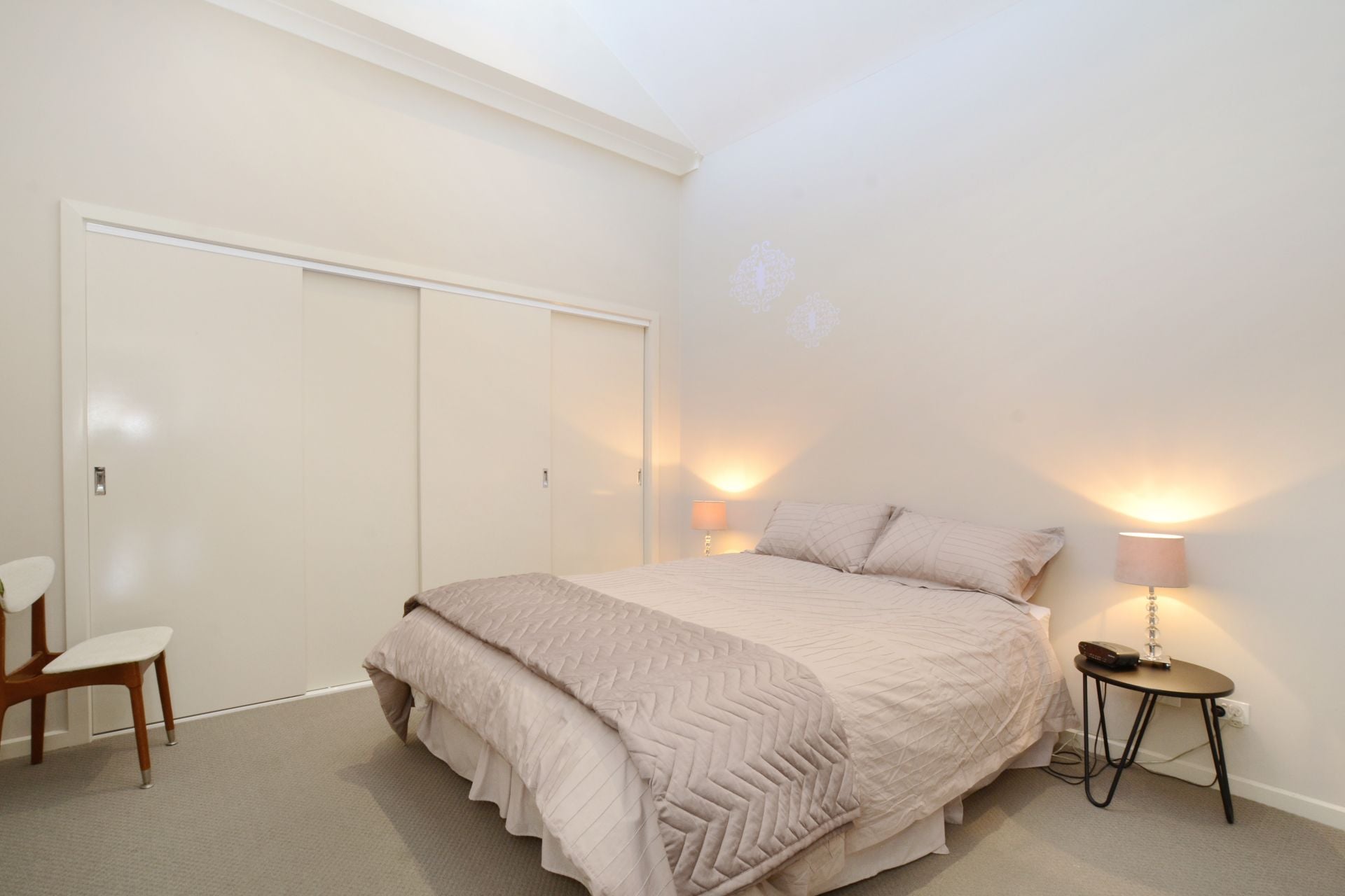 Fully Furnished Stylish Living!