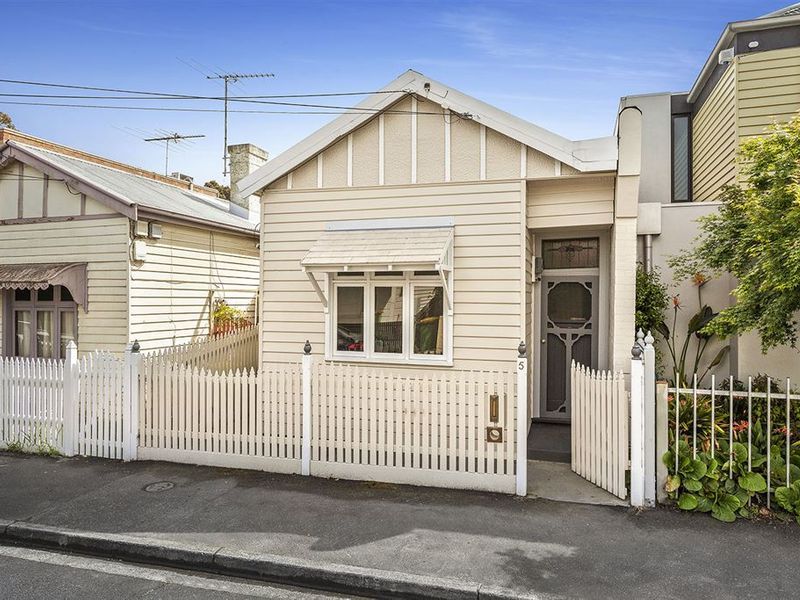 5 Turnbull Grove, Northcote - Thumbnail 2