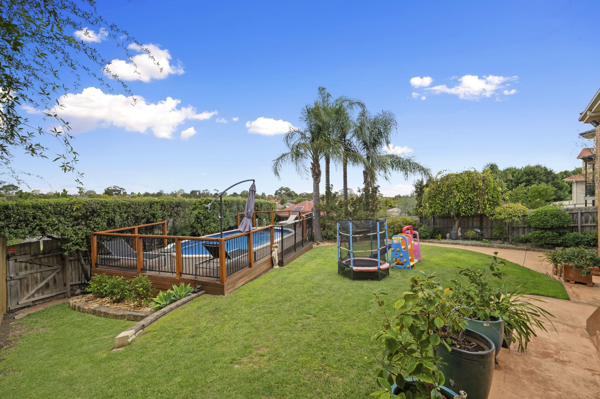 AFFORDABLE  LUXURY - LAND APPROX 876M2
