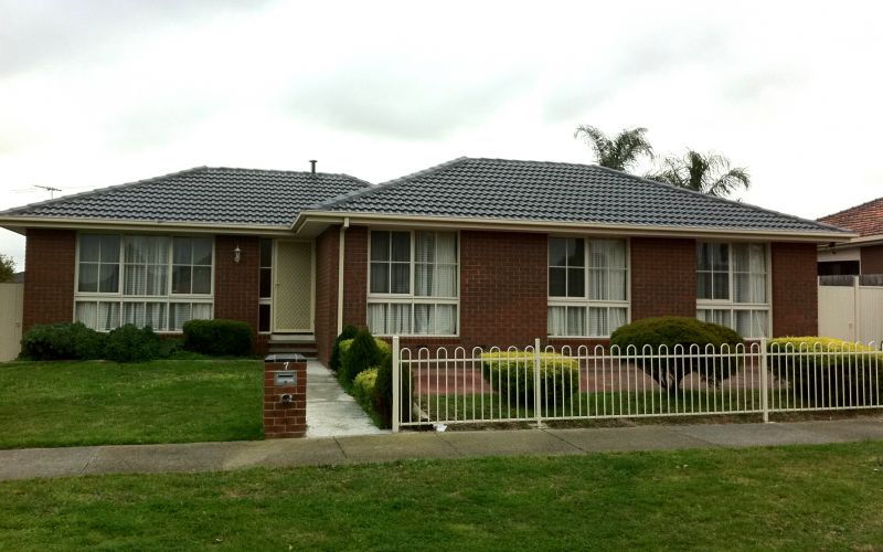 7 Ealing Close, Epping
