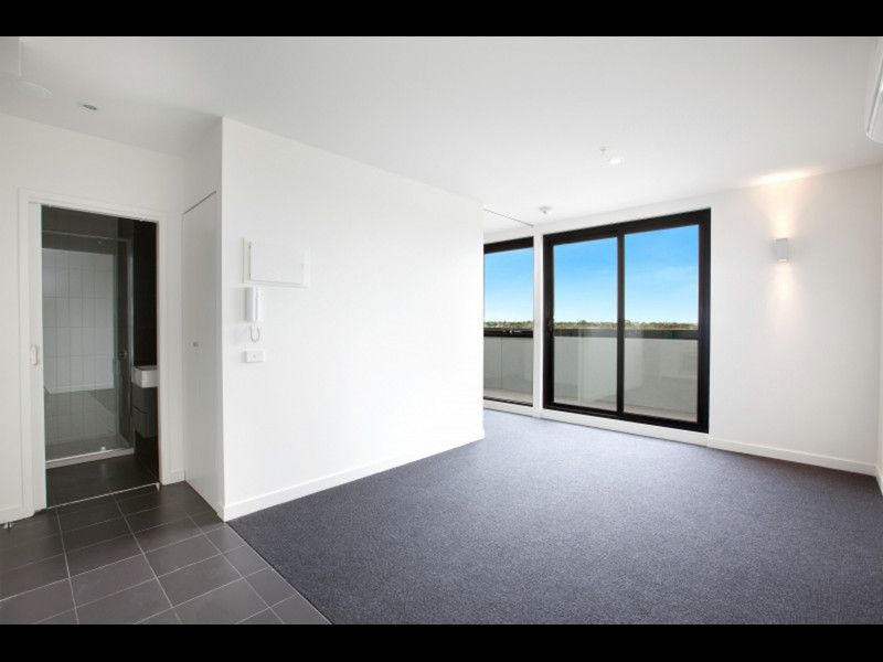 402/55 Collins Street, Essendon - Thumbnail 3