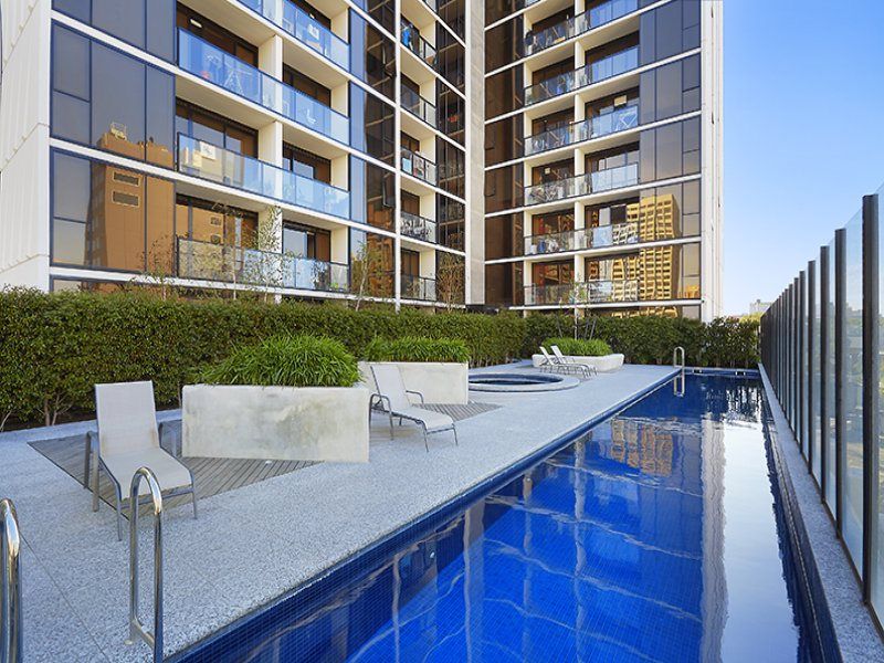 1013/33 MacKenzie Street, Melbourne - Thumbnail 8