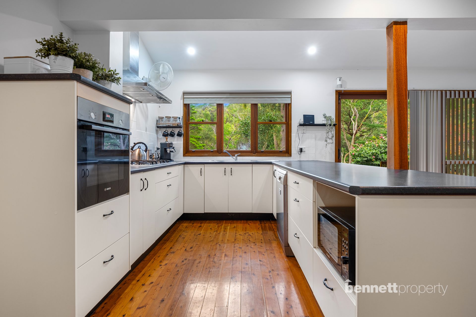 15 Stanley Avenue, Kurrajong Heights - Thumbnail 4