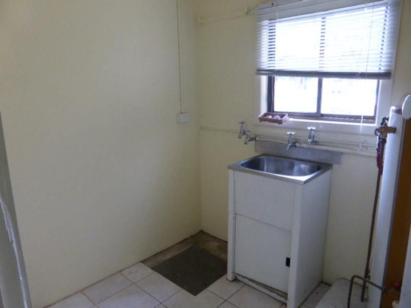PRICE IS $280-$300 PW- LOOKING FOR A GREAT TENANT!