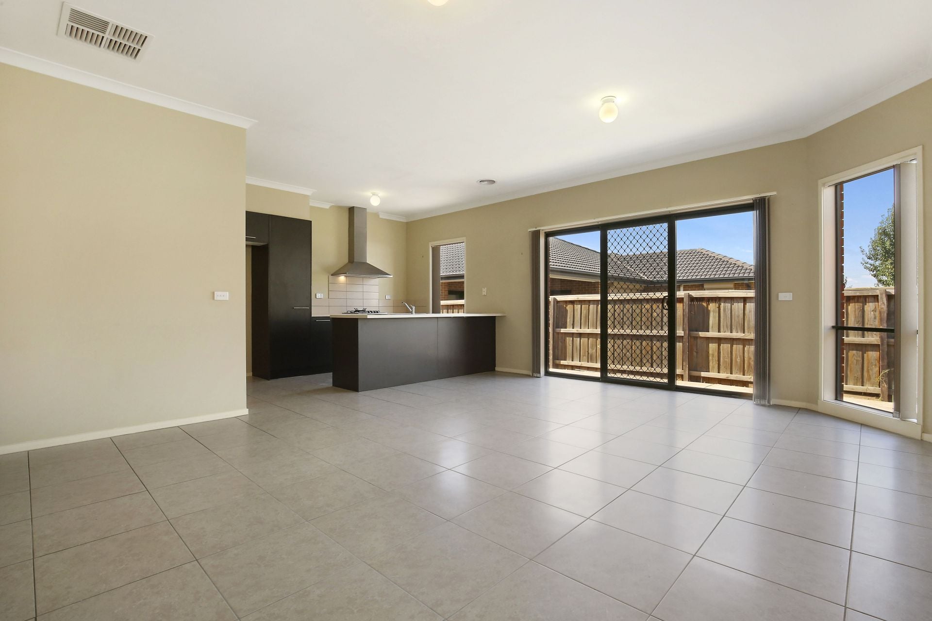 IDEALLY LOCATED FAMILY HOME!   *Insp Thurs 1st Aug @ 4:40pm*