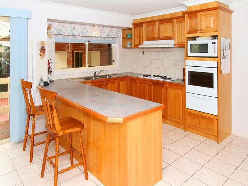 Family Home, Close to Everything!
