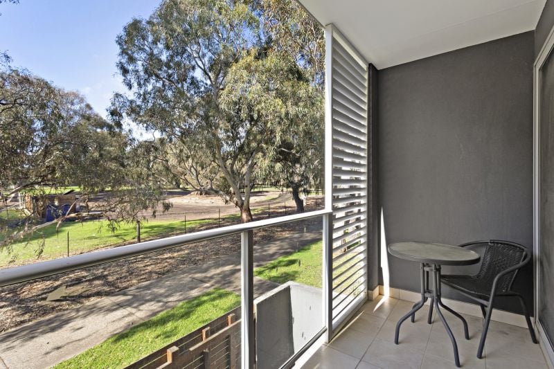 5 Waxflower Crescent, Bundoora