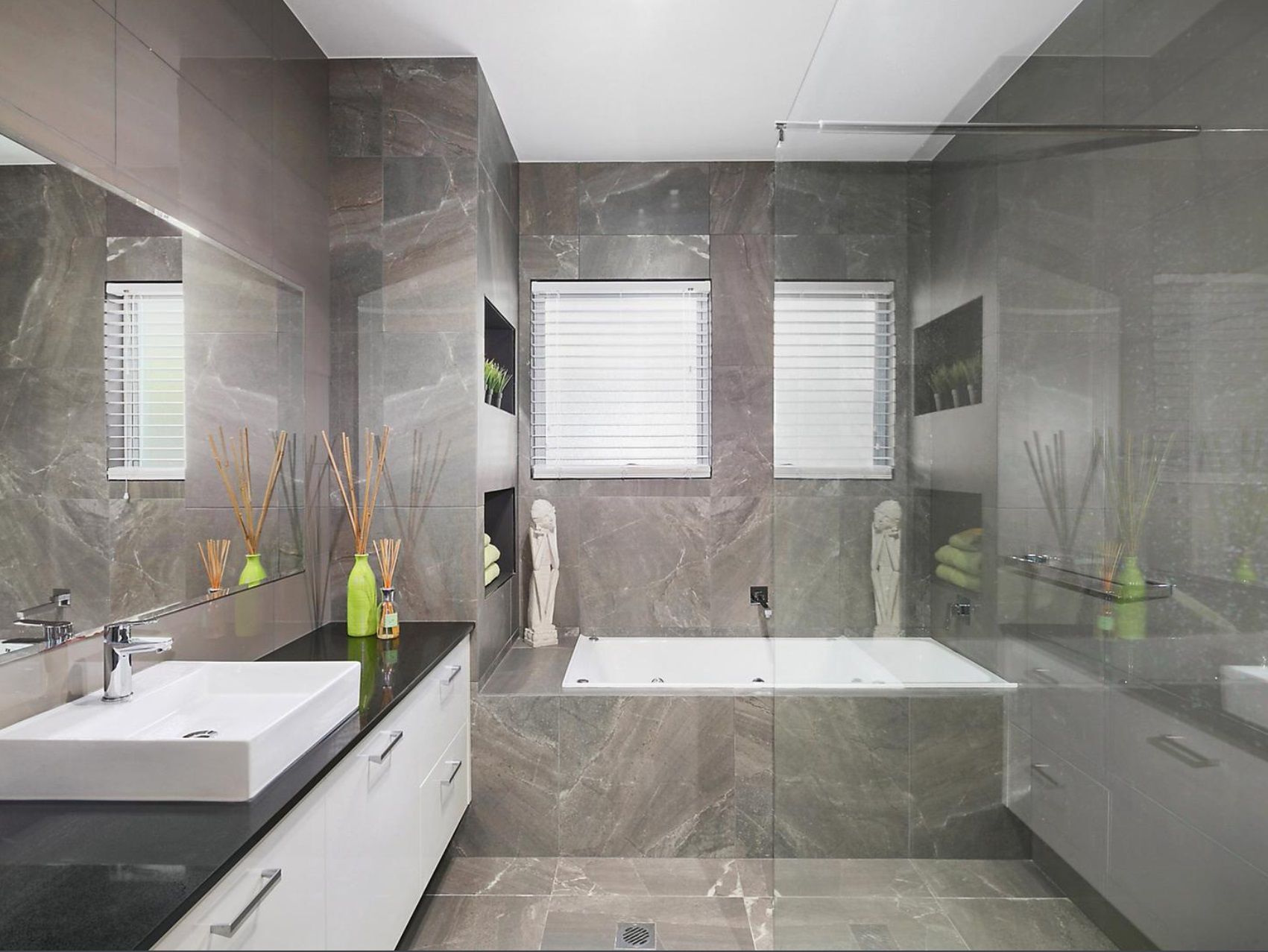 Real Estate For Sale 15 Lawrenson Circuit Jacka , ACT