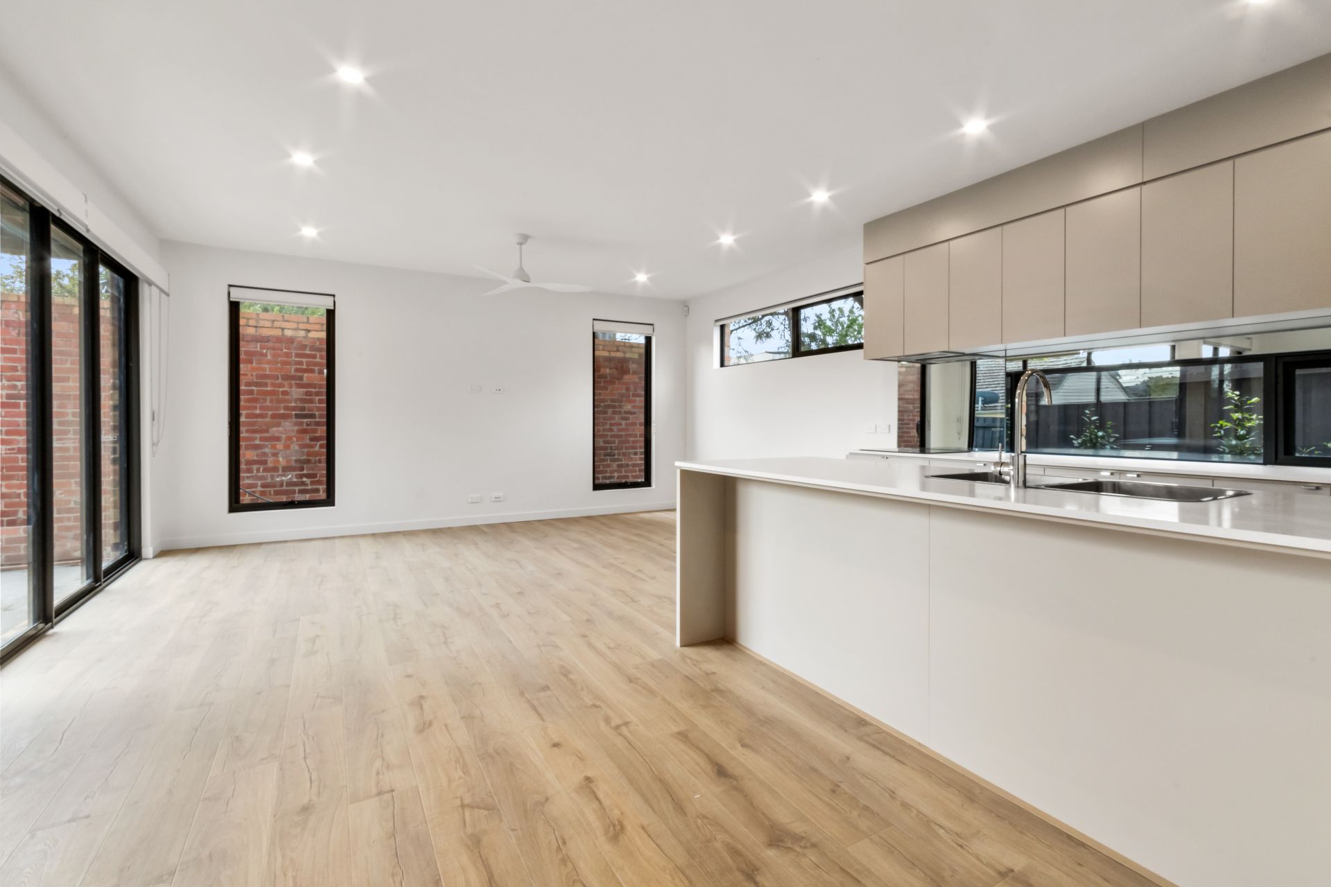 Brand New Townhouse !