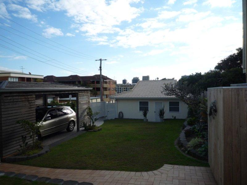 90 Albert Street KINGS BEACH QLD, Kings Beach - Thumbnail 3