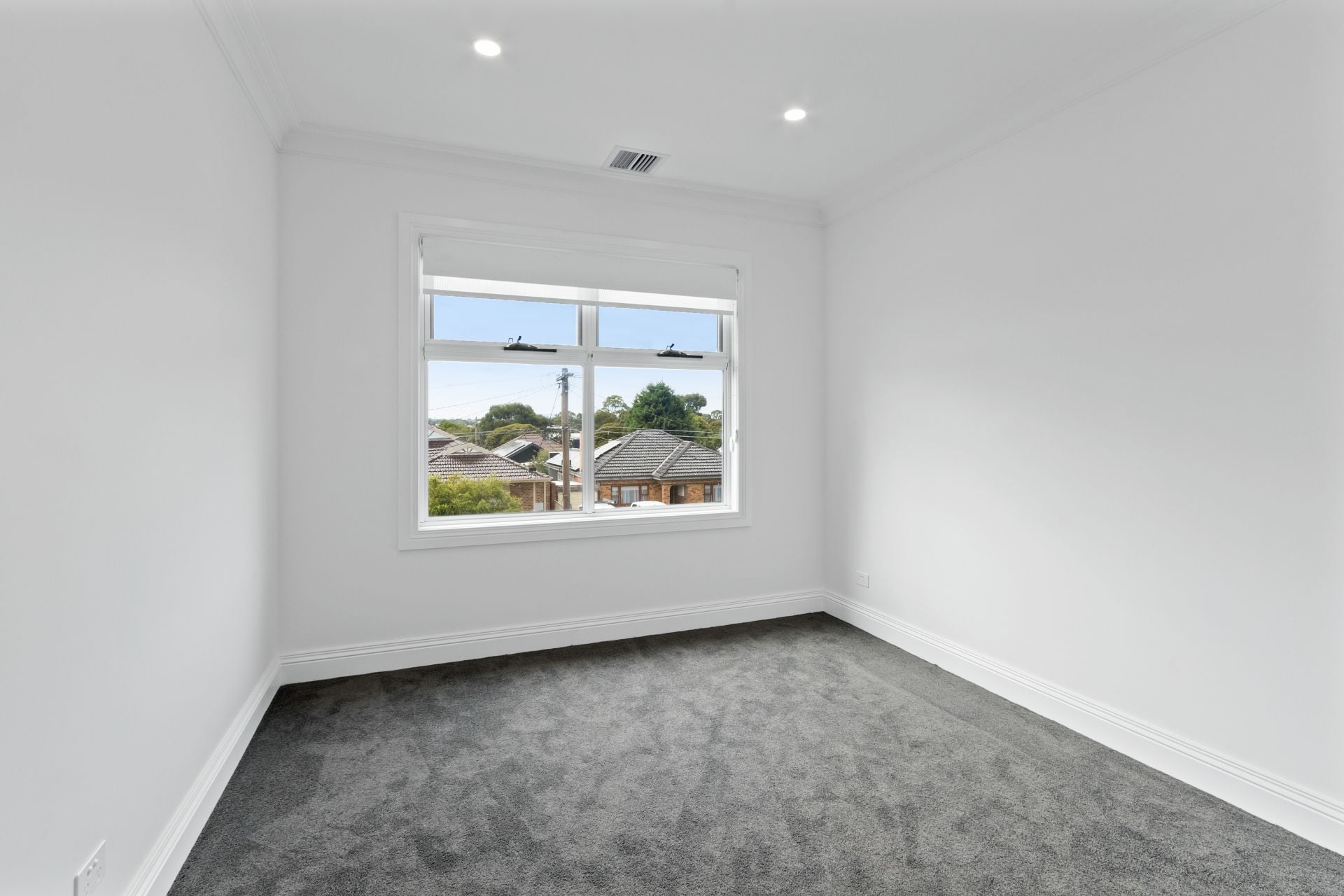BRAND NEW 3 BEDROOM TOWNHOUSE