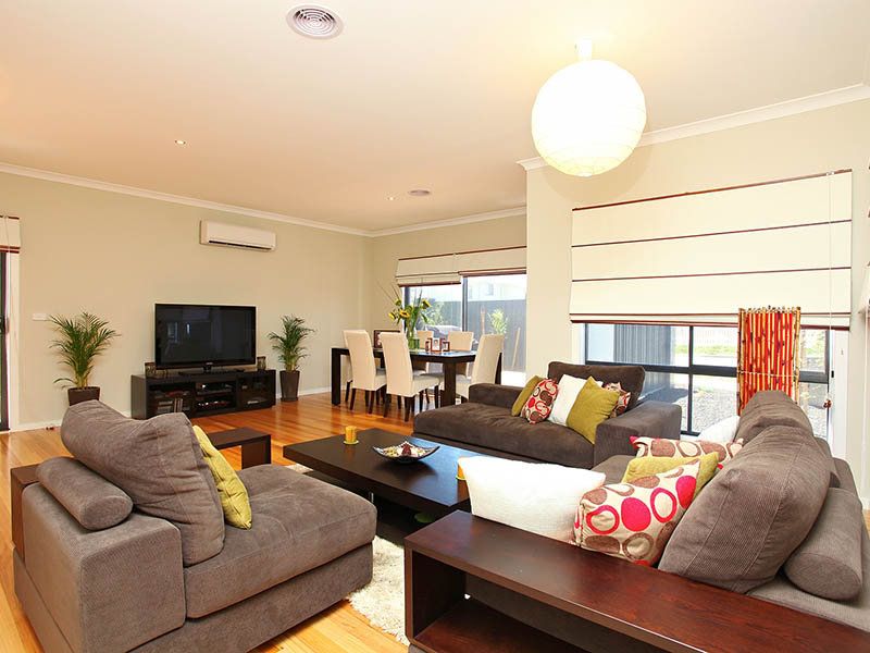 10/10-12 Kooyong Way, Caroline Springs - Thumbnail 3