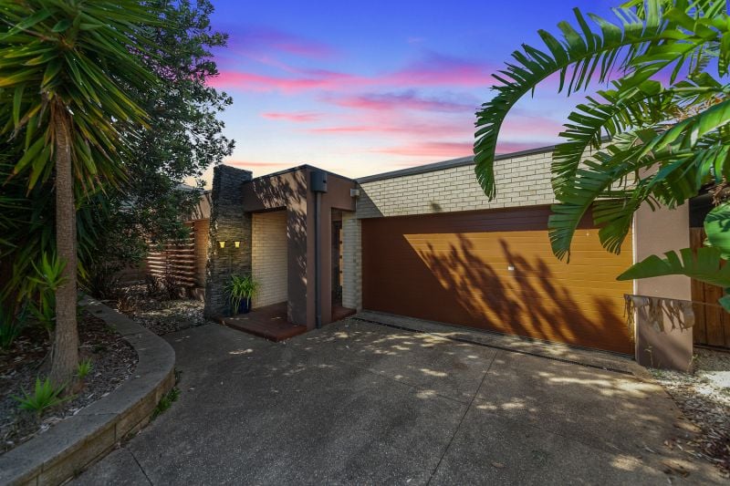 27 Chase Boulevard, Berwick VIC