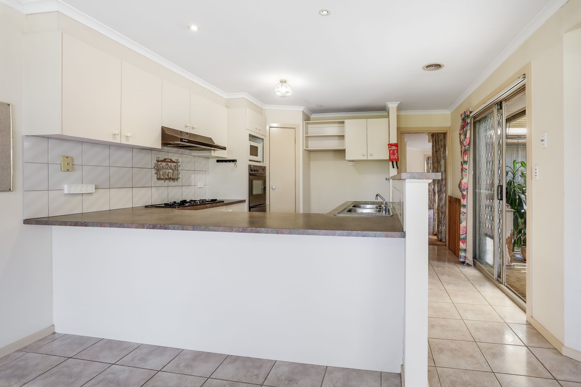 18 Chatterton Drive, Delahey OBrien Real Estate