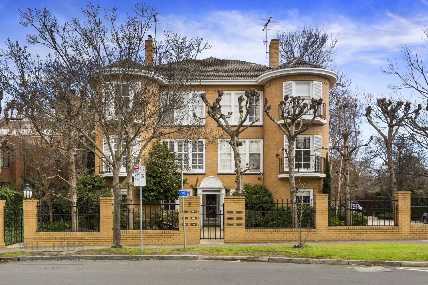 Real Estate For Lease 1/7 Wallace Avenue Toorak , VIC