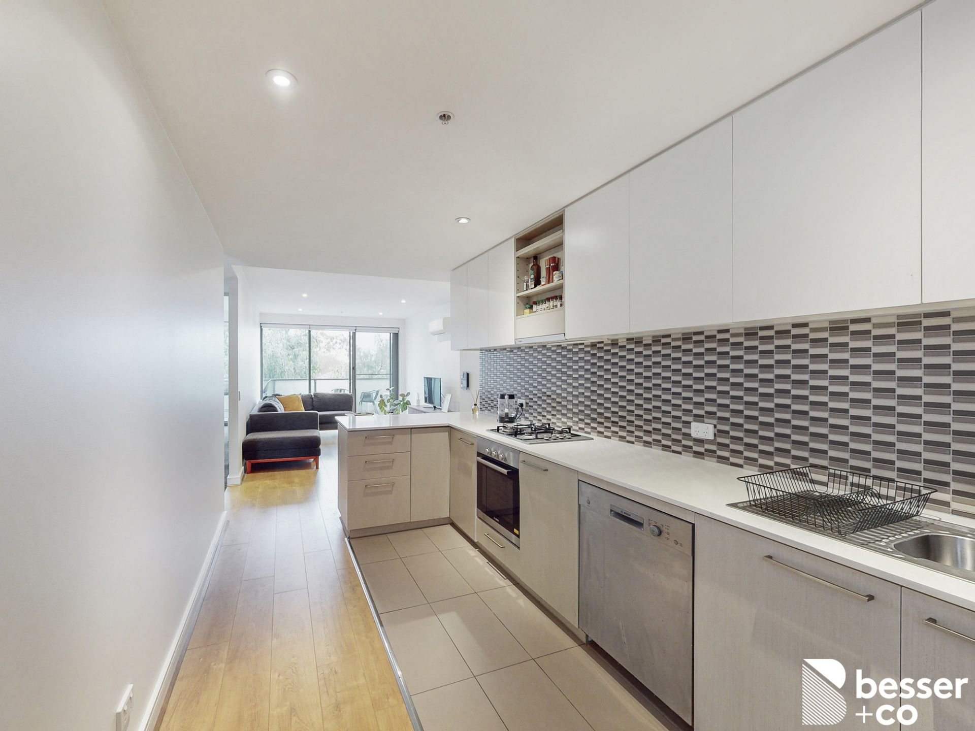 206/1177 Glen Huntly Road, Glen Huntly - Thumbnail 7