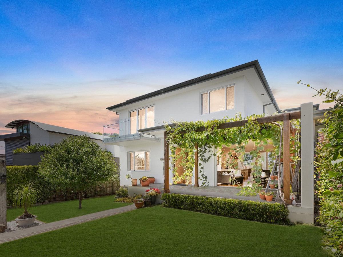 18 Neeworra Road Northbridge 2063