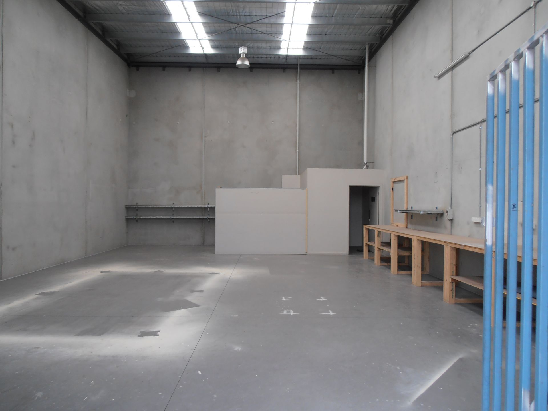 AFFORDABLE STORAGE/WORKSHOP