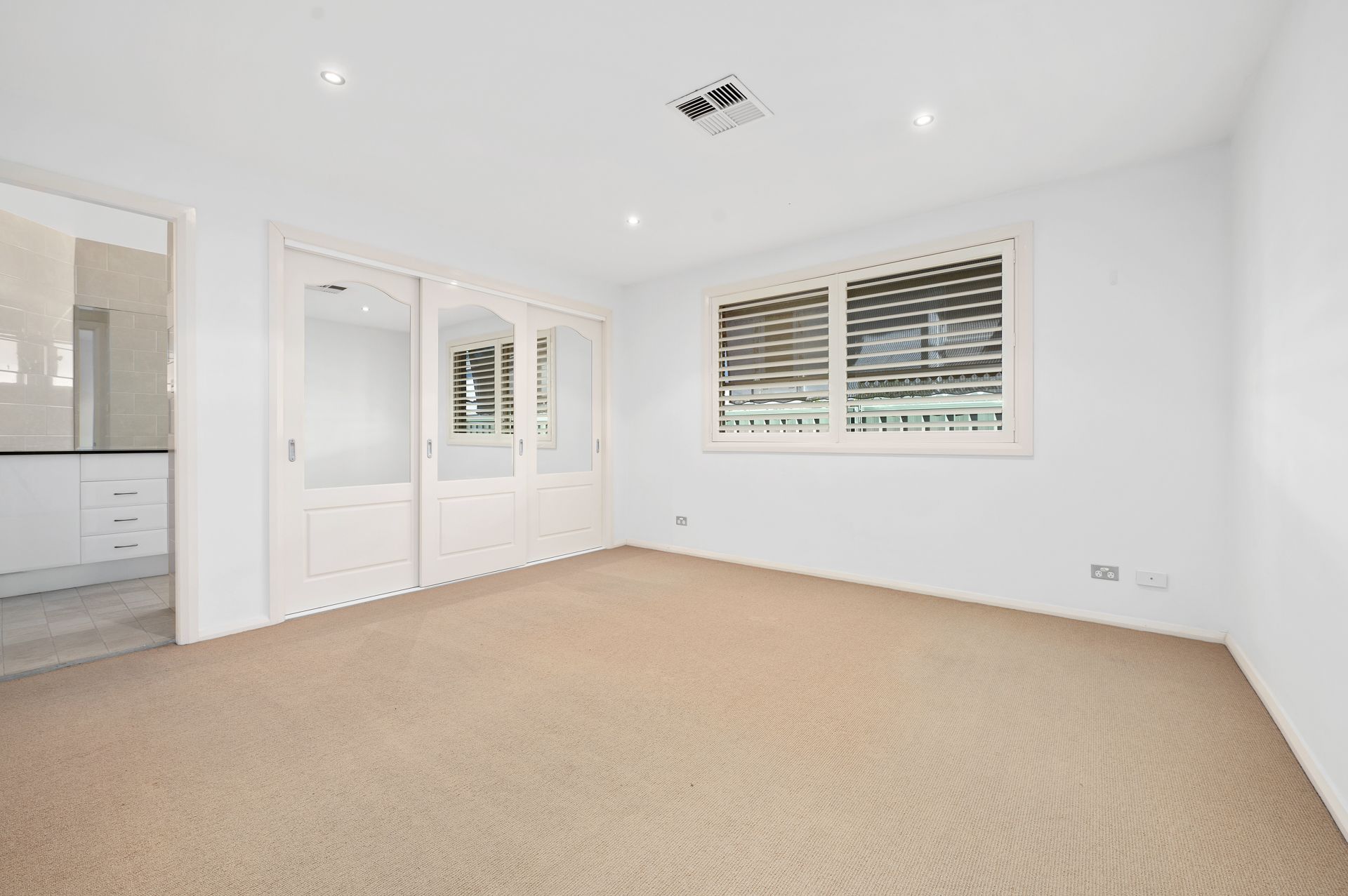 Real Estate For Lease 12A Darling Street Hamilton South , NSW