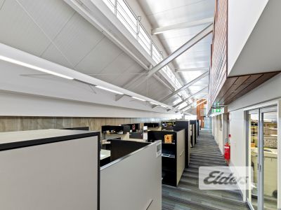 ULTRA MODERN FREESTANDING OFFICE!