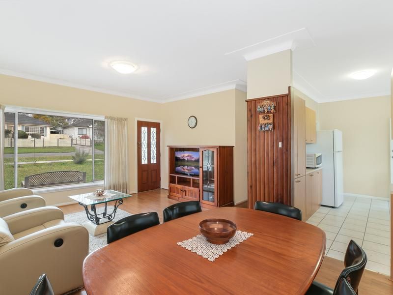 41 Wollybutt Road, ENGADINE, Engadine - Thumbnail 3