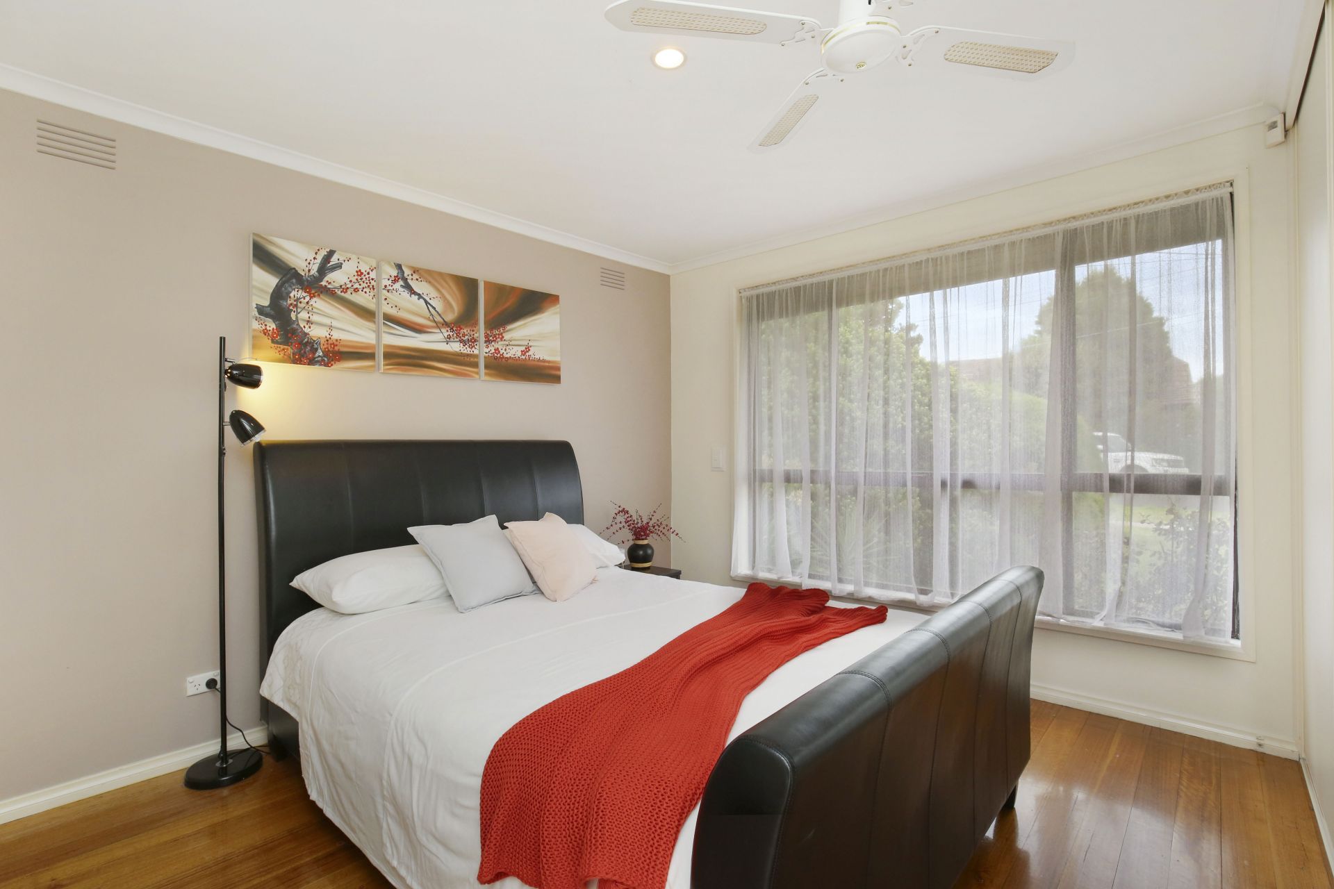 Real Estate For Sale 9 Mindoro Crescent Lalor , VIC