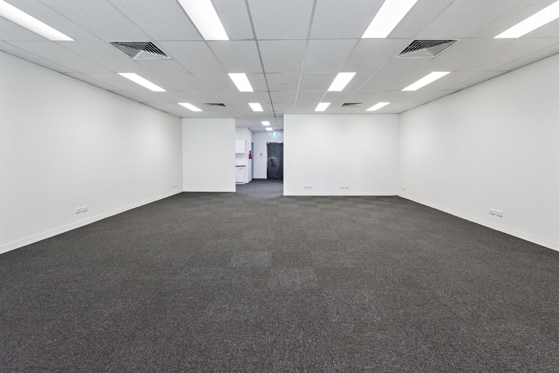 PRIME OFFICE/ RETAIL SPACE - OWNER WILL CONSIDER ALL OFFERS