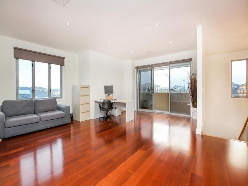 41 Lawson Way, Caroline Springs - Thumbnail 7