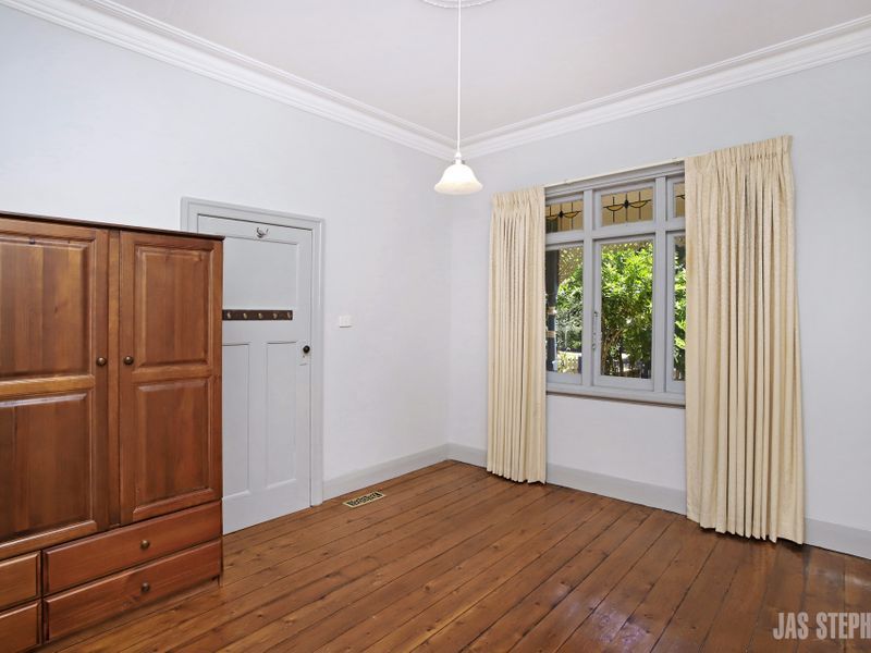 77 Chirnside Street KINGSVILLE VIC, Kingsville - Thumbnail 7