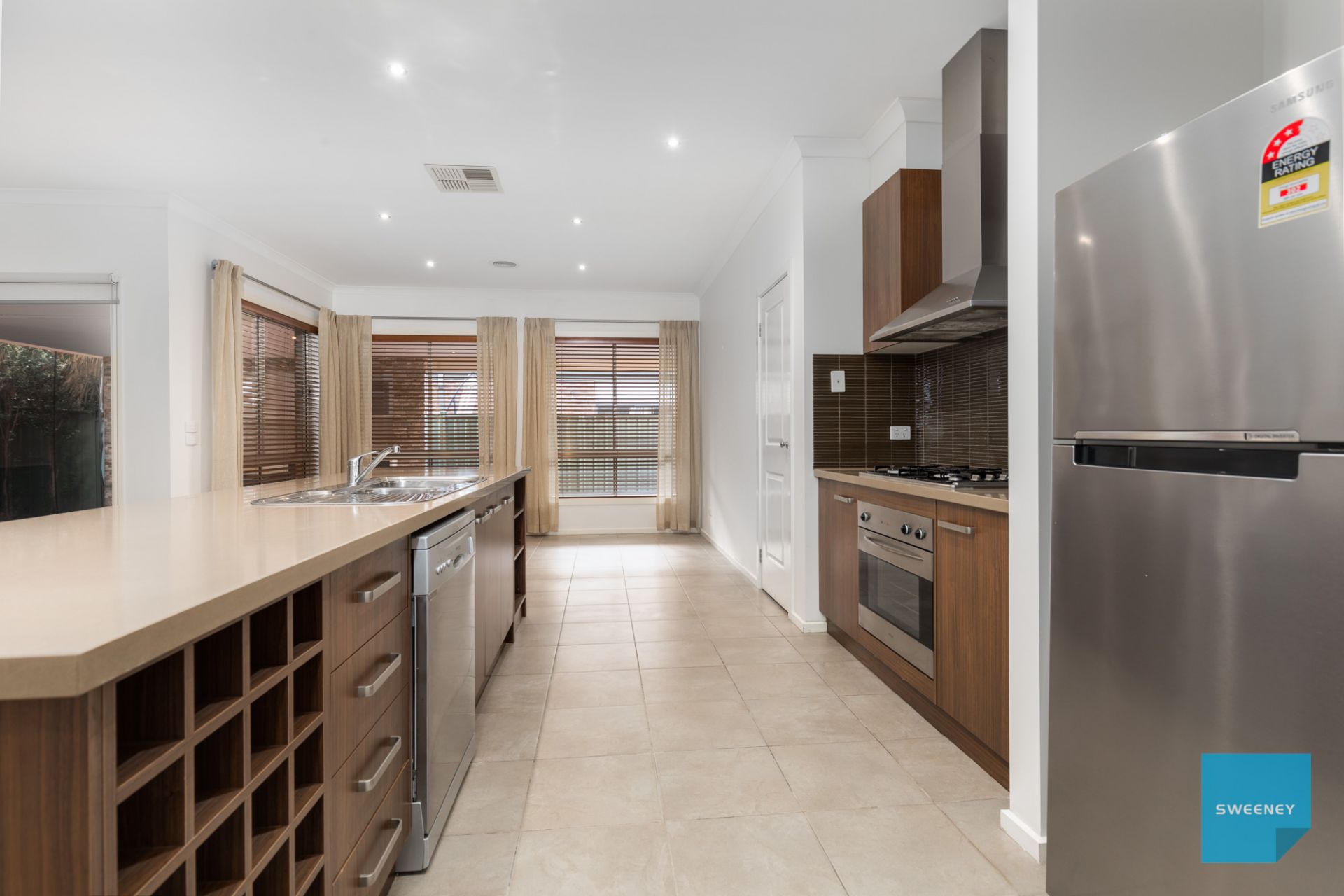 24 Gardenia Way, Caroline Springs - Thumbnail 4