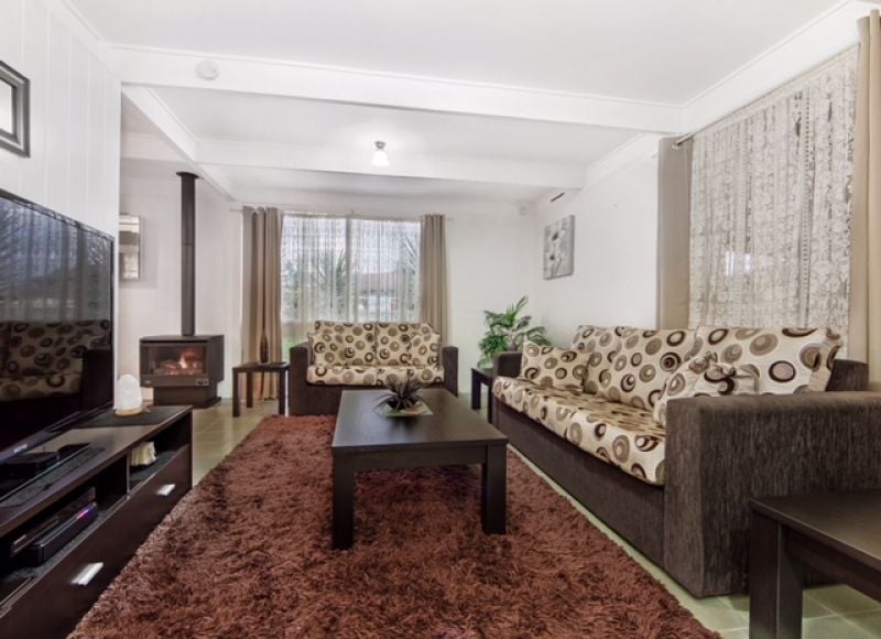 2 Waylett Court, Deer Park - Thumbnail 3
