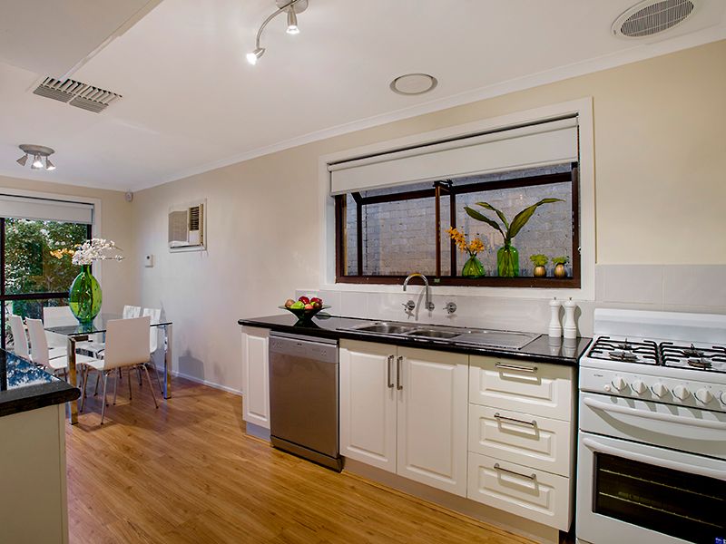 71 Donald Street South, Altona Meadows - Thumbnail 4