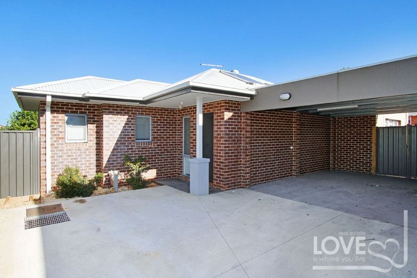 LOOKING FOR A GREAT TENANT!