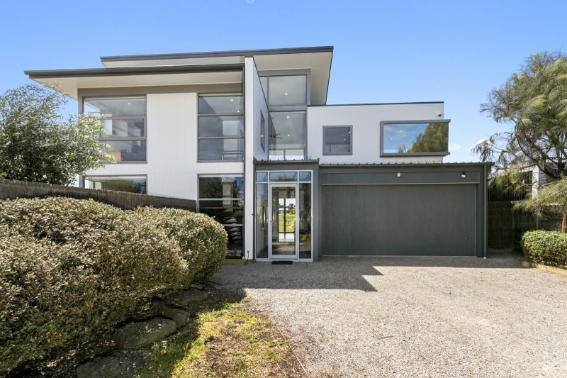 21 Cypress Court Barwon Heads VIC, Barwon Heads - Thumbnail 2