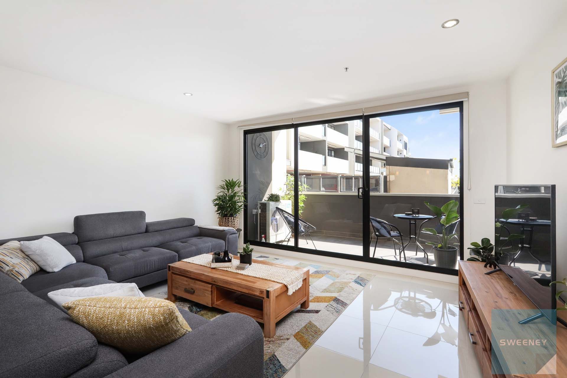 146/73 Lake Street, Caroline Springs - Thumbnail 8