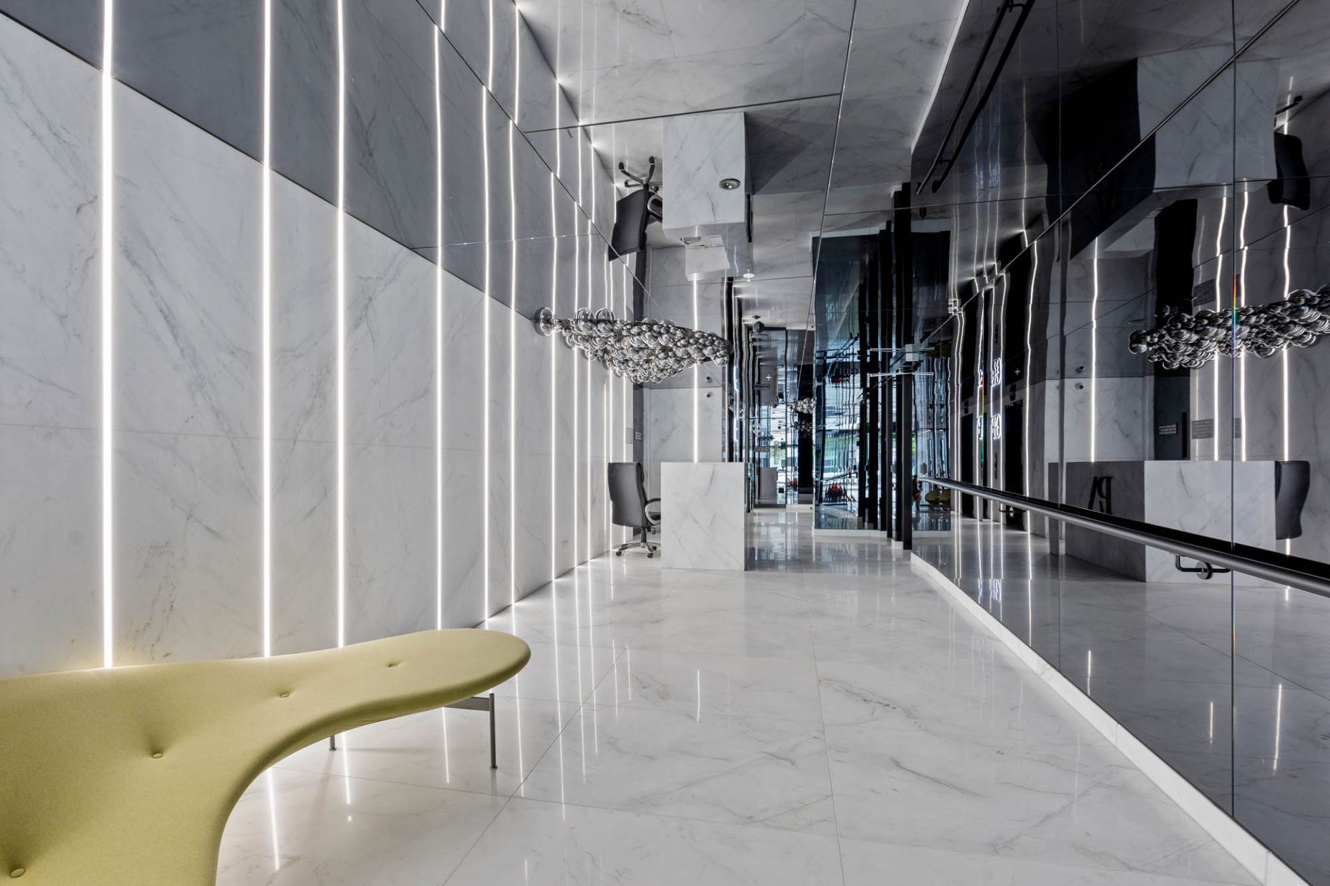 707/39 Park Street, South Melbourne - Thumbnail 2