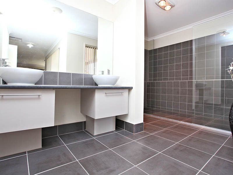 46 Double Bay Drive, Taylors Hill - Thumbnail 6