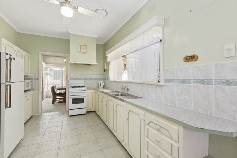 20 Adele Street, Vermont - Thumbnail 2