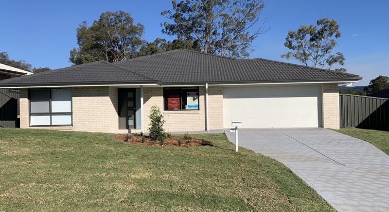 10 Dianella Crescent